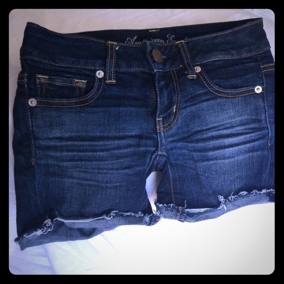 American Eagle Stretch, Dark wash denim midi shorts, Size 0 - Picture 1 of 4